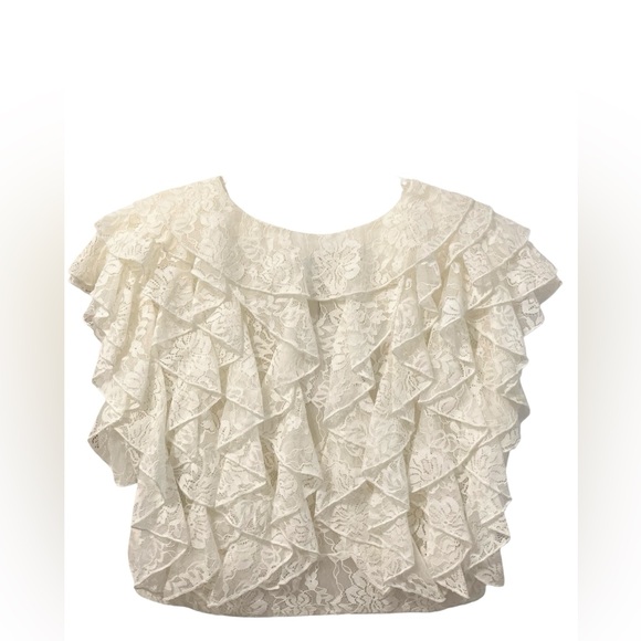 NWT BARBER BABE ON BOARD  Elegant Cream Lace Ruffle Top Size Medium - Picture 2 of 14